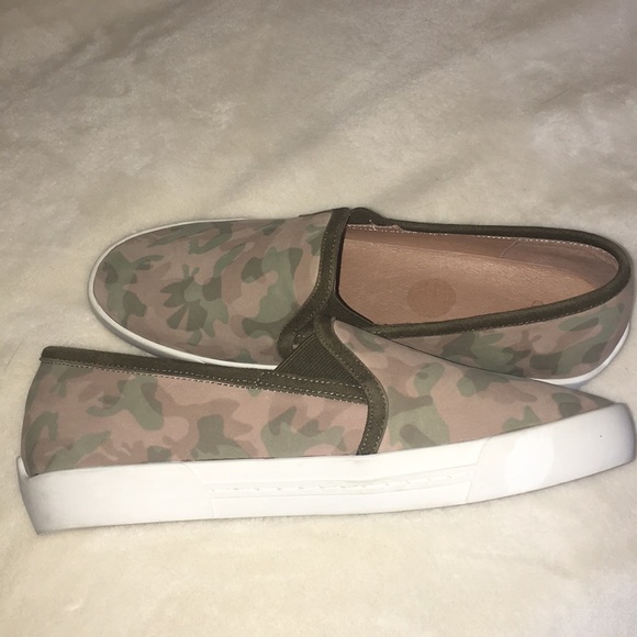 Joie camouflage Slip On Sneaker Sz: 39.5 - New - Picture 3 of 7